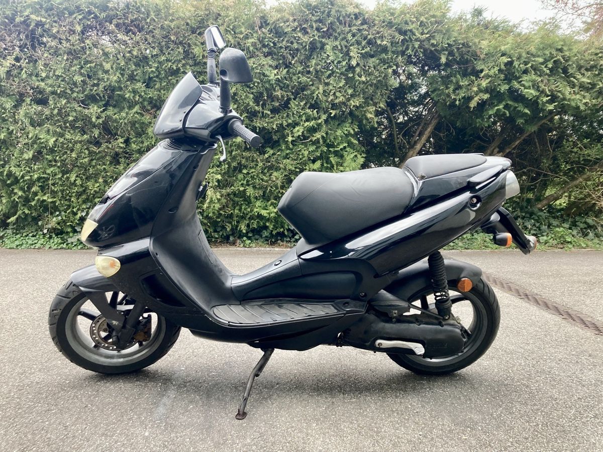 Scooter: Aprilia sr50 mit MFK & Service – Usato da Nidau venduto da alpa83 3