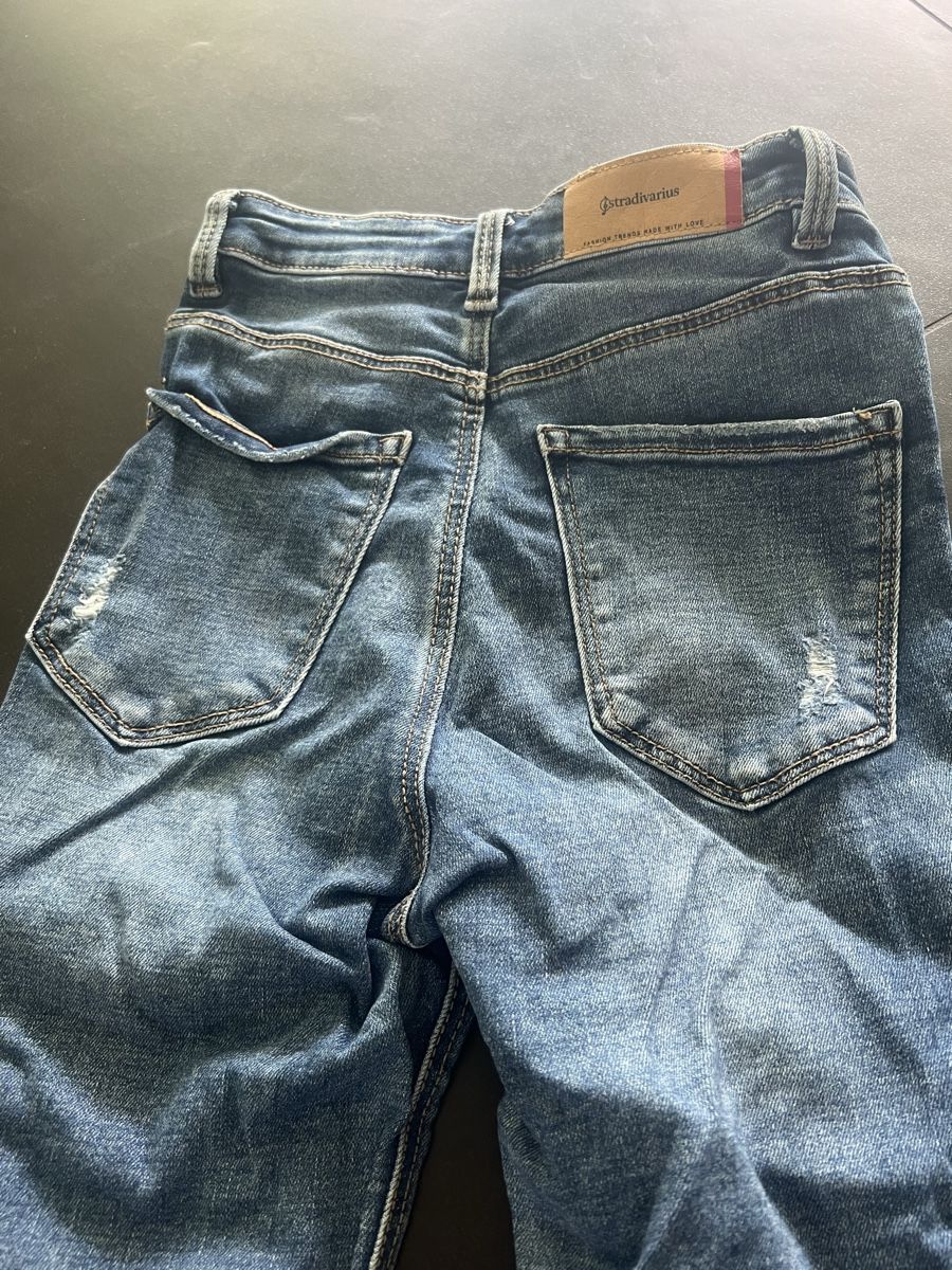 Stradivarius Jeans: Stradivarius Jeans, Gr. 34, Super High Waist – Gebraucht aus Bilten von and_6hjn 2