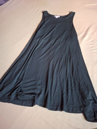 Robe verte foncée fluide taille S marque H&M