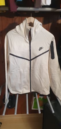 Nike Tech Fleece Jacke, Off-White, Gr. S  Neu mit Etikett!