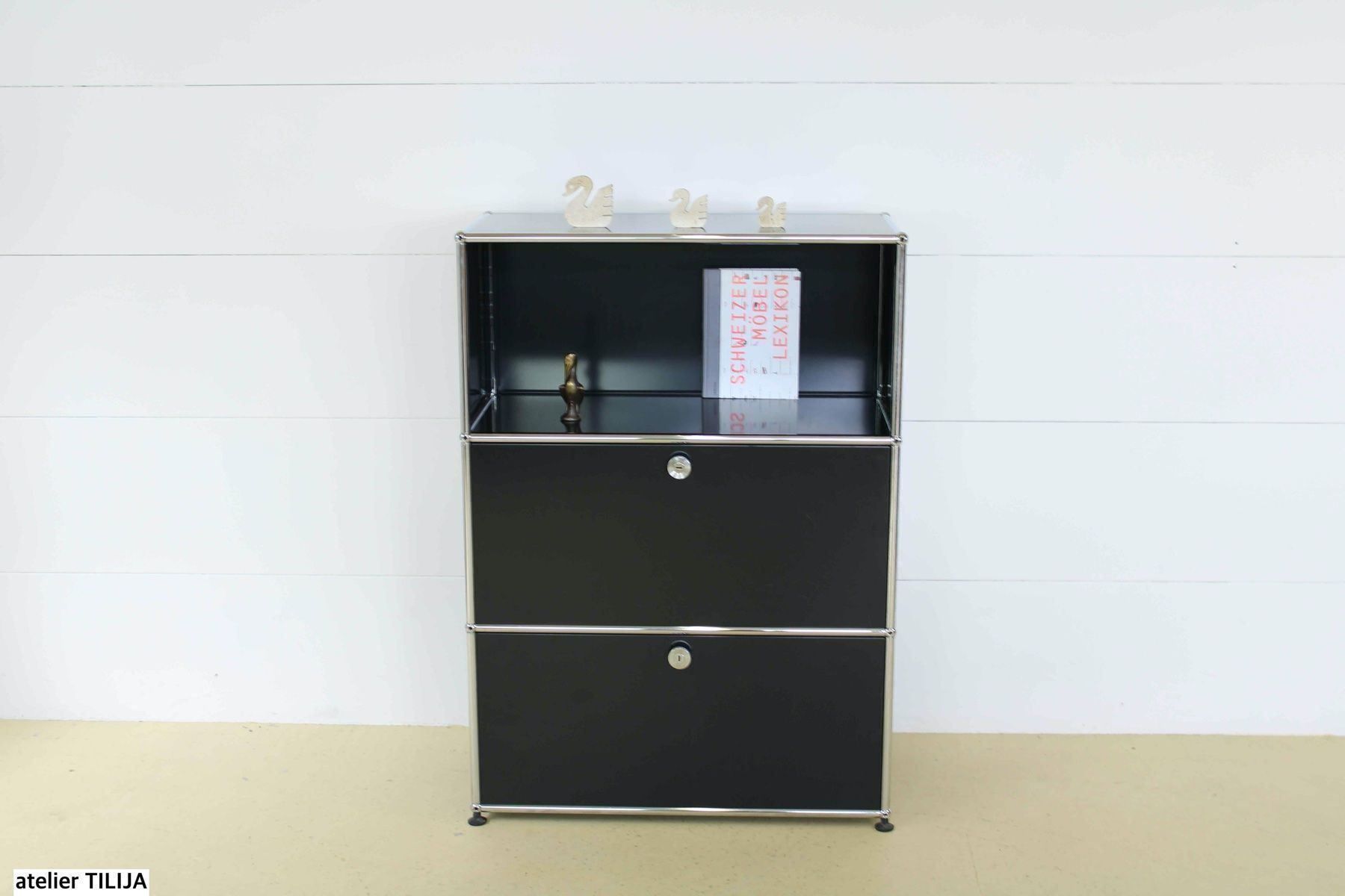 USM Cassettiere: USM Sideboard, Lieferung & Umbau möglich – Usato da Meinisberg venduto da atelier_TILIJA 2