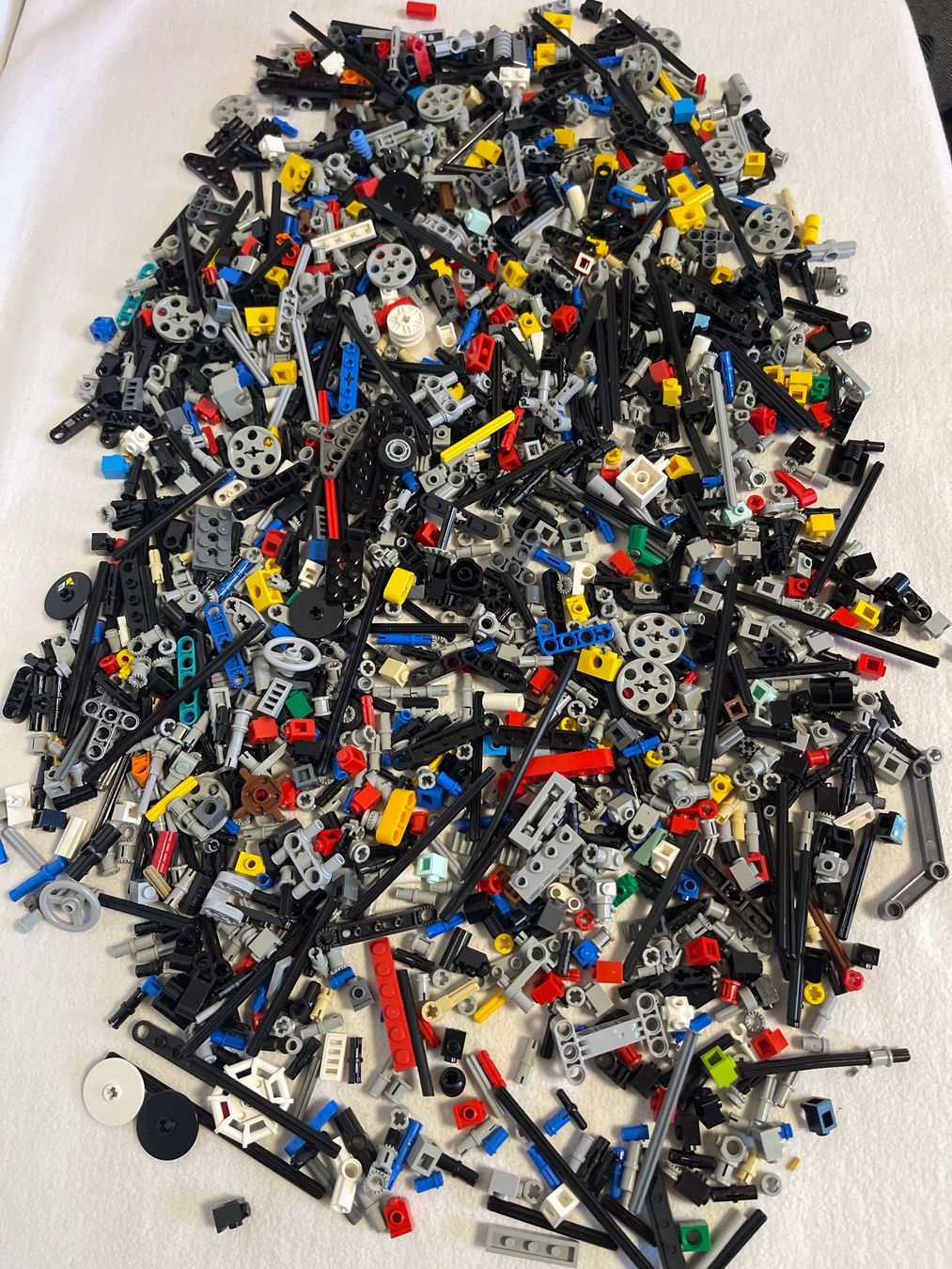 Lego Spielzeuge: Lego Viele Technik teile – Gebraucht aus Gelterkinden von cobra0110