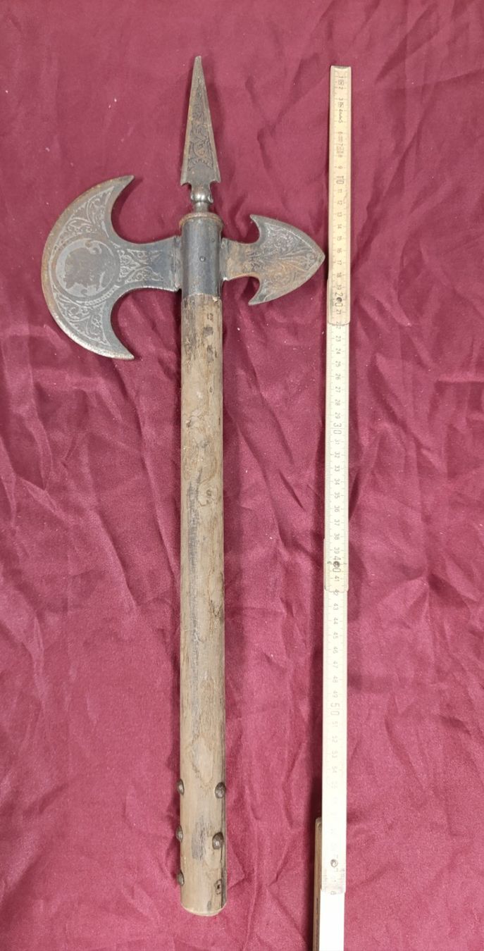 Tutti gli attrezzi: Hache ancienne/ Collection – Usato da Avry-sur-Matran venduto da dav_nm5p 1
