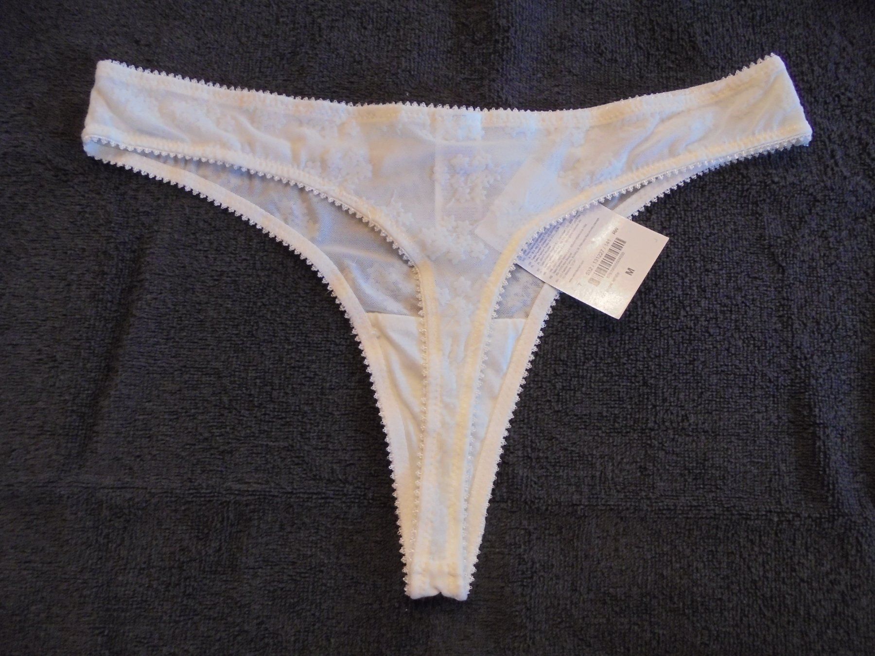 Altra biancheria intima: Neuer String Tanga mit Spitze, Grösse M – Nuovo (secondo la descrizione) da Aarau Rohr venduto da PinkSchwein 2