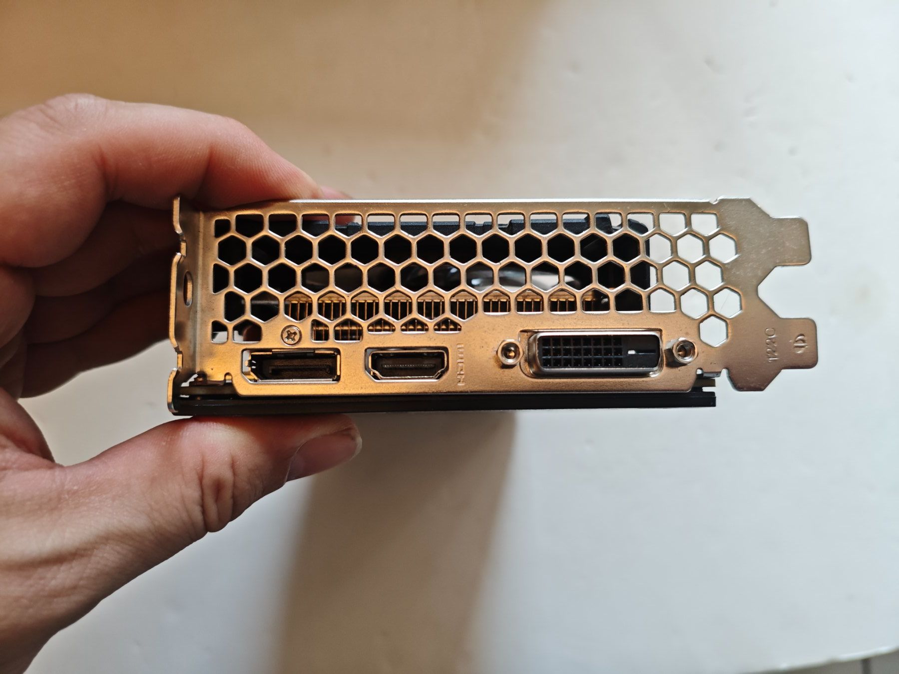 Nvidia Schede grafiche: Geforce RTX 2060 8 GB Ghost – Usato da Dübendorf venduto da tho_v2cs 3