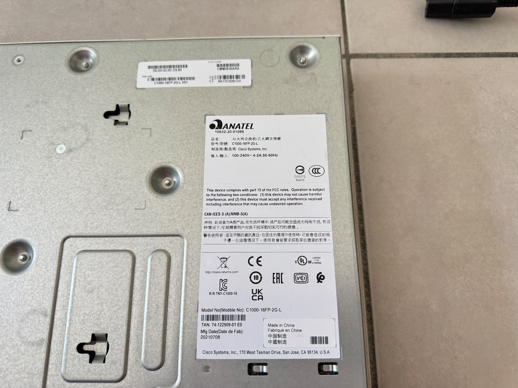 Cisco Hubs & Switches: Cisco Catalyst C1000-16FP-2G-L Switch professionnel PoE+ – Gebraucht aus Geneve von iBest 6