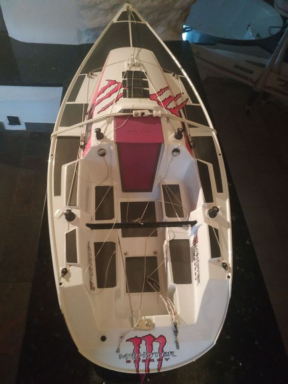 Sprinta rc cheap sailboat