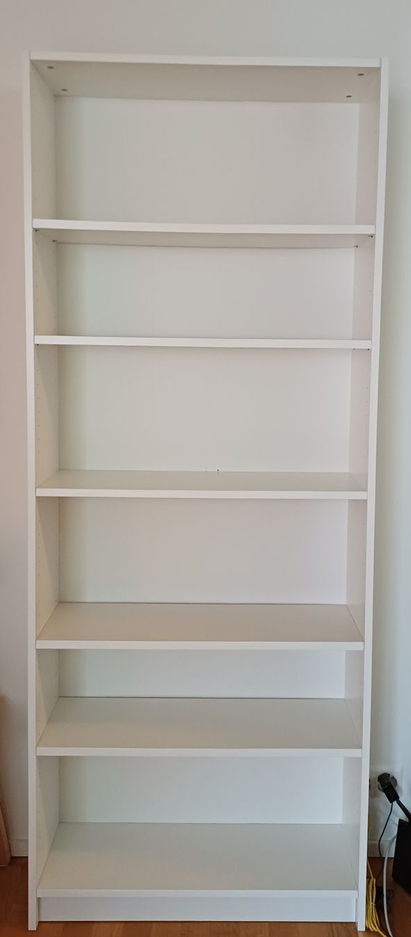 Étagères: Billy Bücherregal Ikea – D'occasion à Schwerzenbach par mss_66gb
