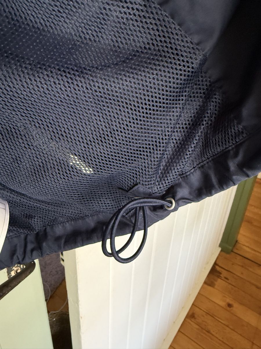 Nike Vestes: Lässige Nike Jacke – D'occasion à Langenthal par Nina_Leonie 6