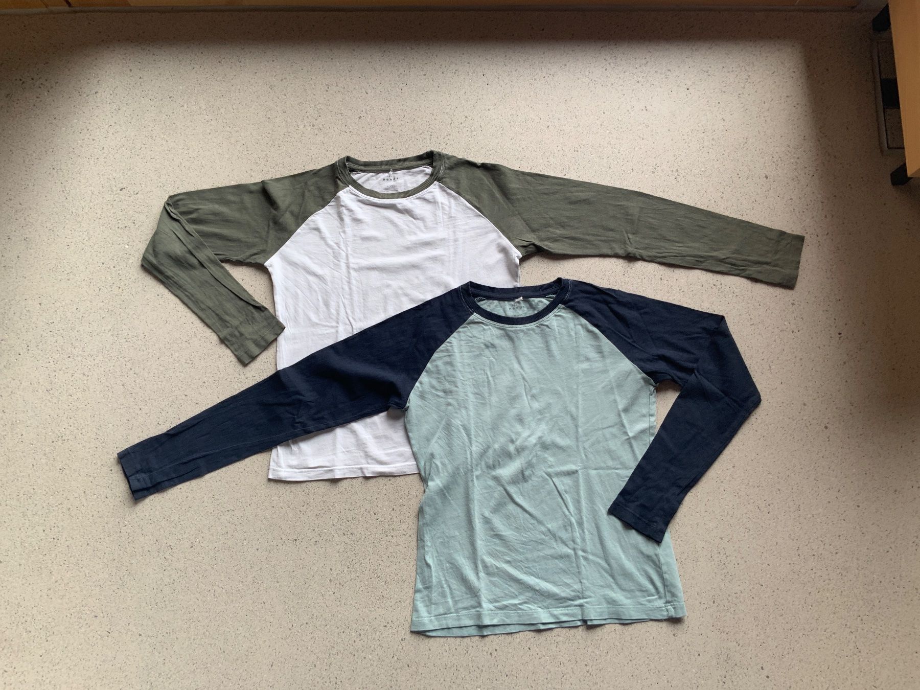 Name It T-shirt: 2 Langarmshirts Gr. 146/152 – Usato da Kriens venduto da Reithofer