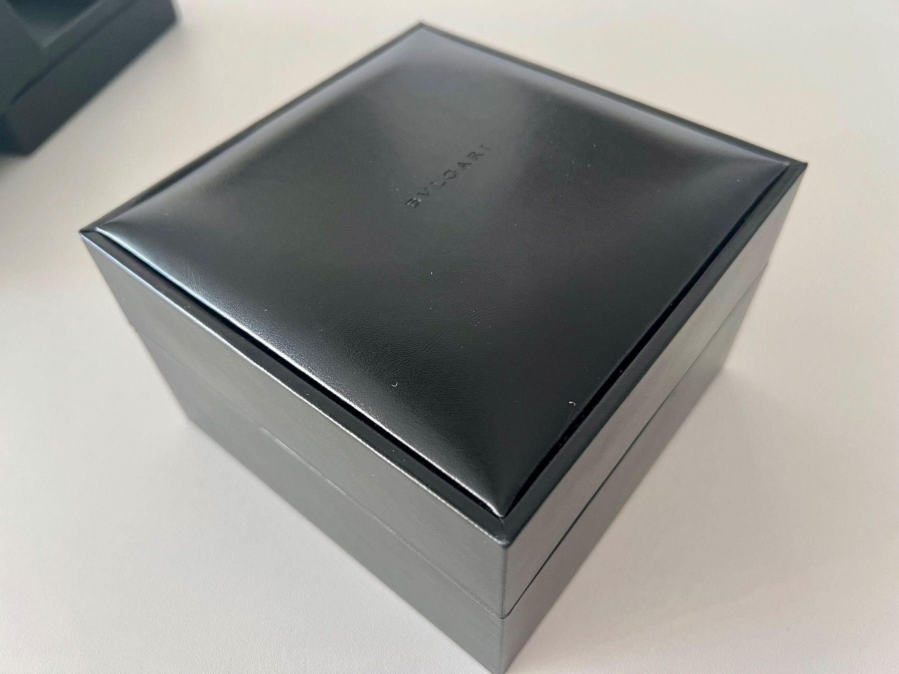 Bulgari Orologi: BULGARI / BVLGARI original black leather box with outerbox – Usato da Mont-sur-Lausanne venduto da vmi_ym5l 6