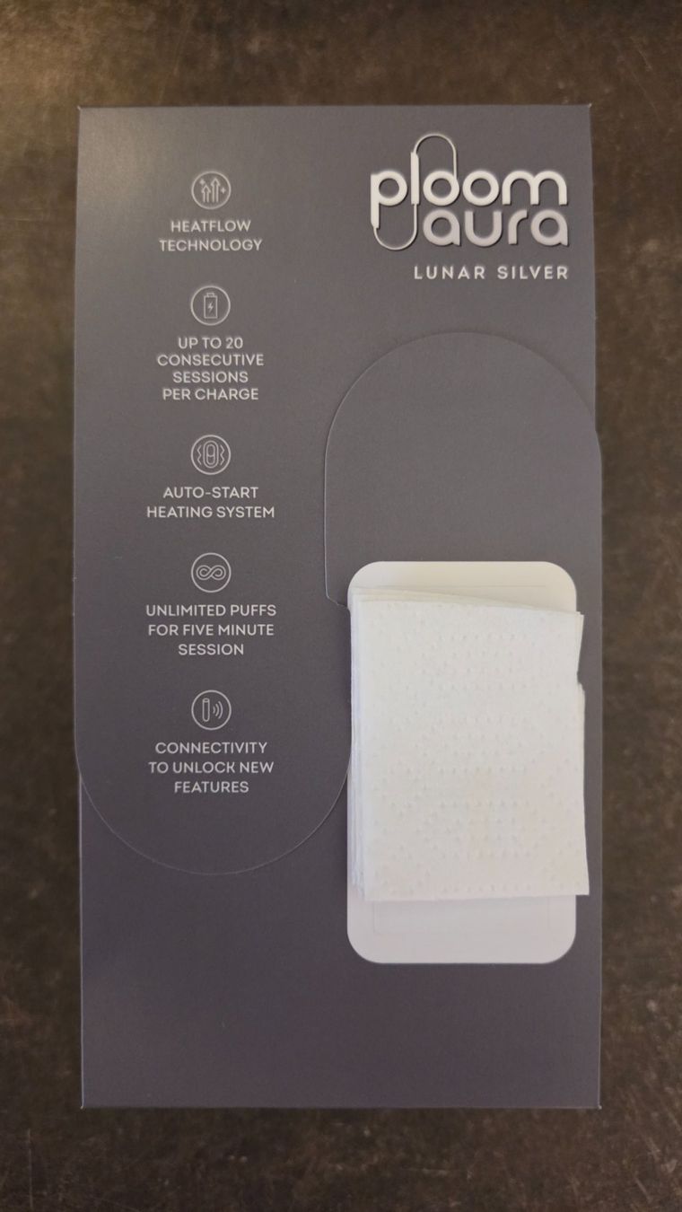 Autres tabacs: Neu!! Ploom Aura Lunar Silver 2026 – Neuf avec emballage d'origine à Zürich par Tobi76 1
