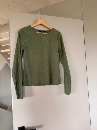 Vero Moda Shirt, Gr. M, olivgrün, Top Zustand