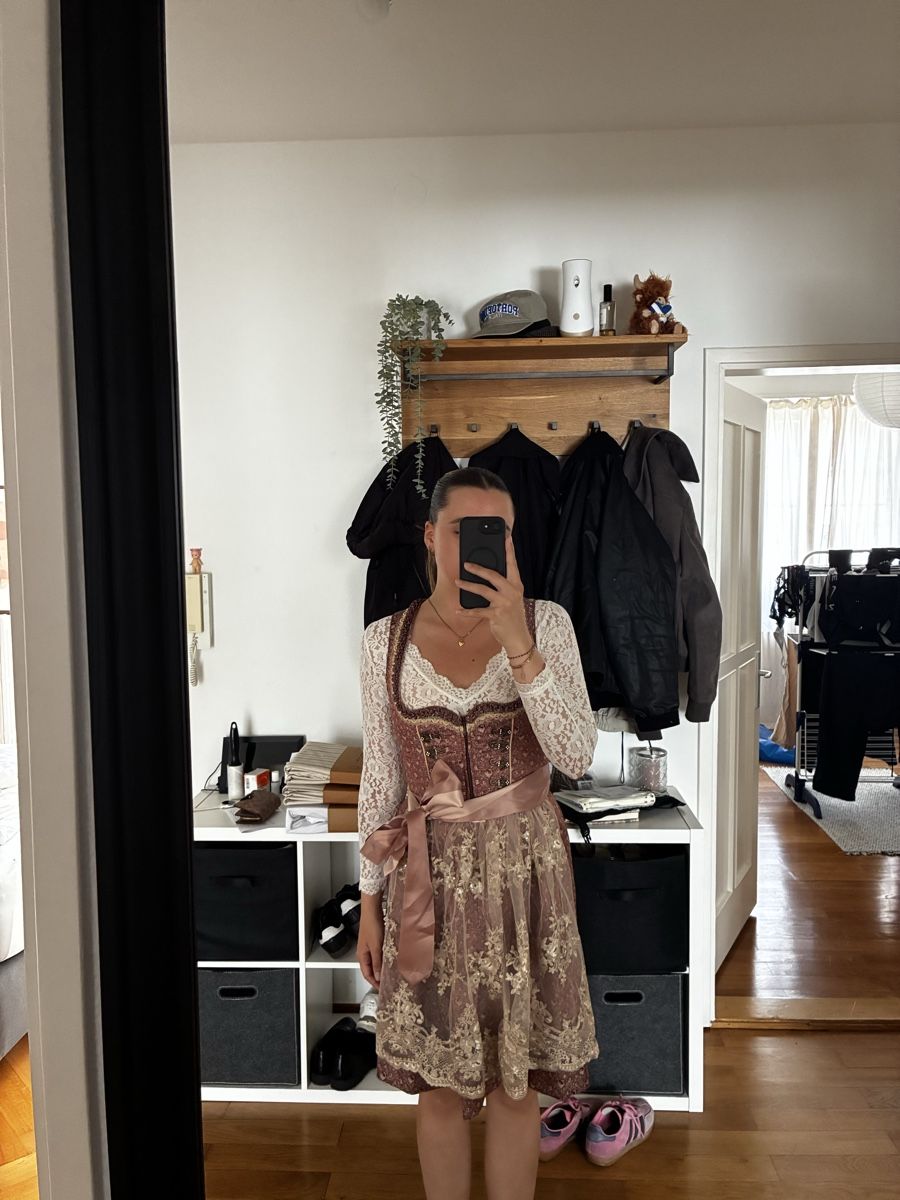 Vestiti: Dirndl Krüger inkl. Bluse – Usato da Basel venduto da cerovijo