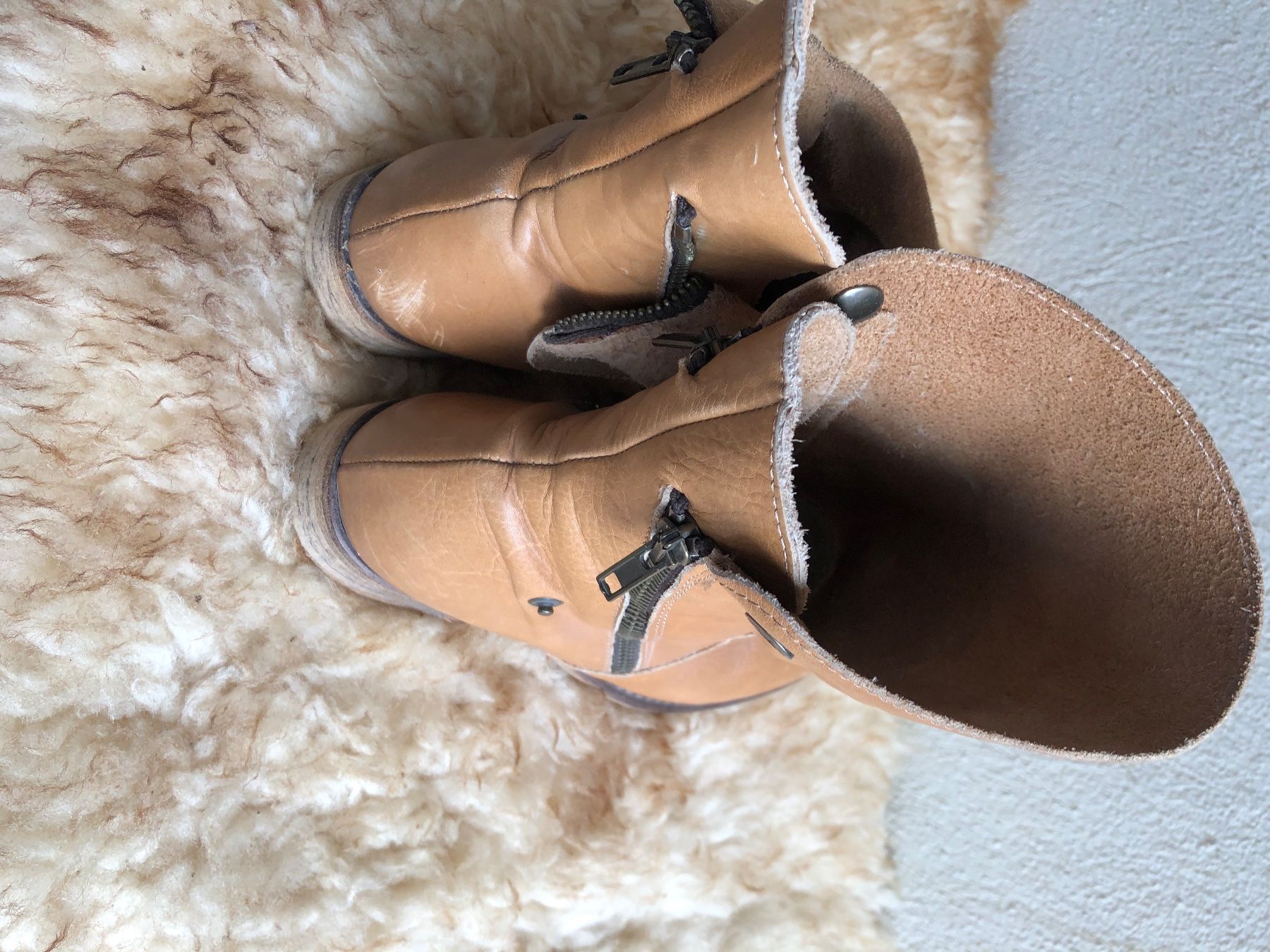 Scarpe da donna: Lederschuhe beige Gr 38 – Usato da Herznach venduto da Viktoria5 1