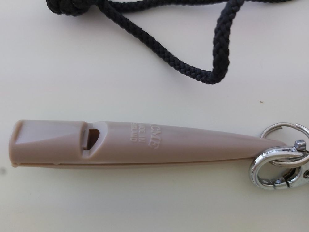 Hundepfeife mit Pfeifenband (ACME Sonec Working Dog Pfeife) Kaufen