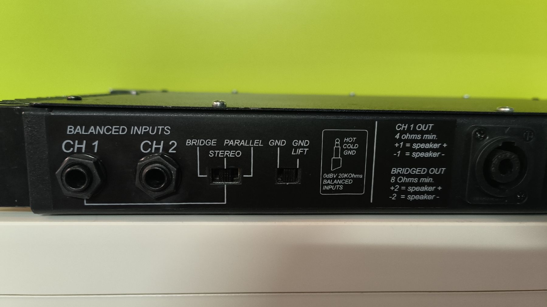 Amplificateurs: dB Technologies MPA204 Verstärker schwarz gebraucht – D'occasion à Bennwil par Rock-Racer 4