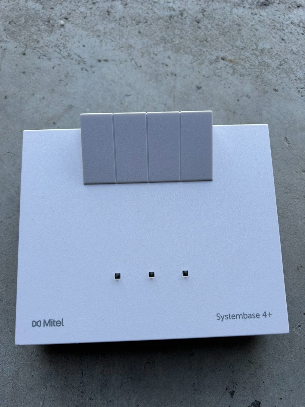 Funktechnik: MITEL DECT System Base 4+ – Gebraucht aus Glis von ict_jwz7