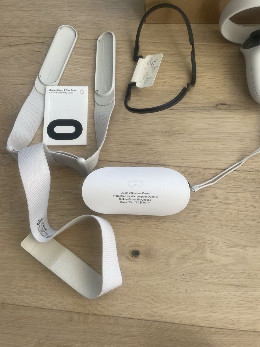 Meta VR Brille: Meta Quest 2 VR Brille – Gebraucht aus Maur von Ralu2 4