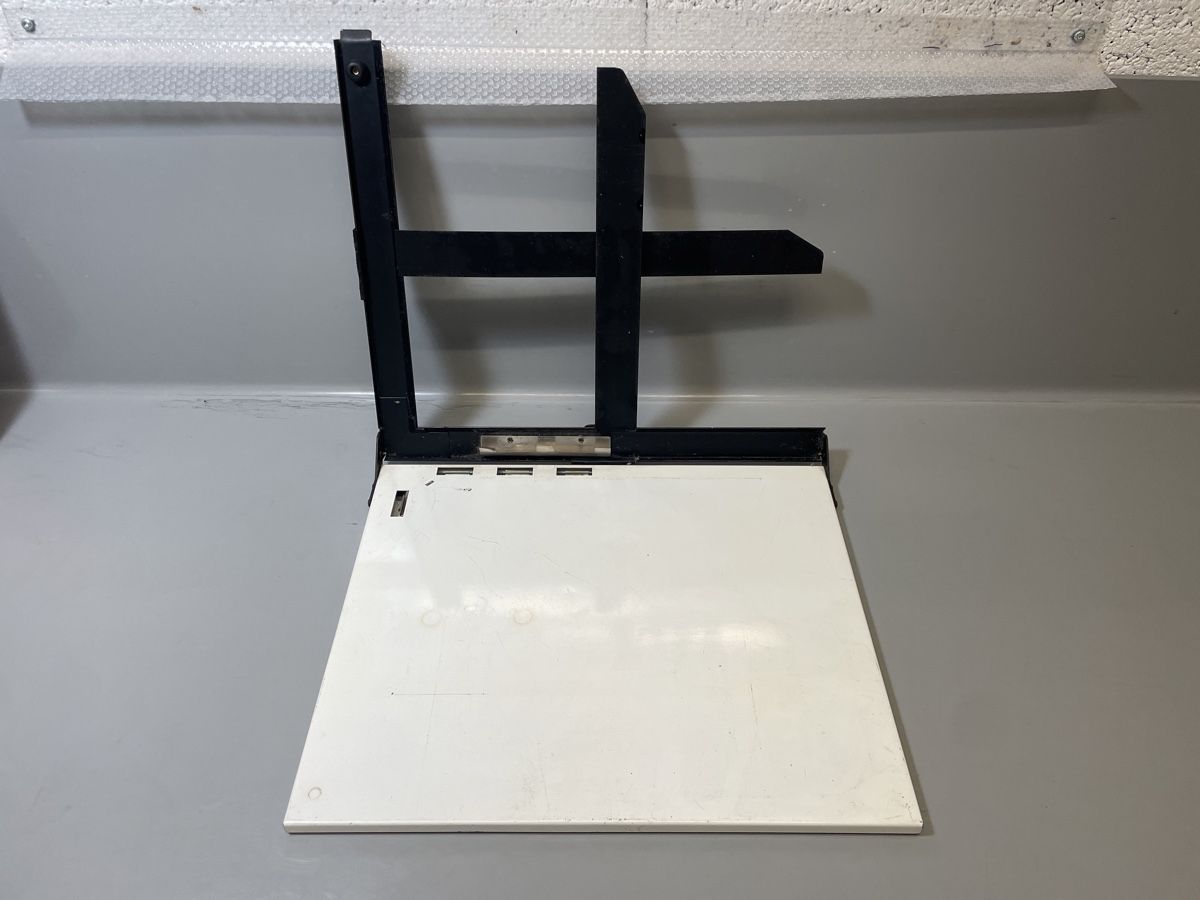 Laboratorio & Camera oscura: Posso - 30x25cm Darkroom Easel – Usato da Châbles FR venduto da abner. 3