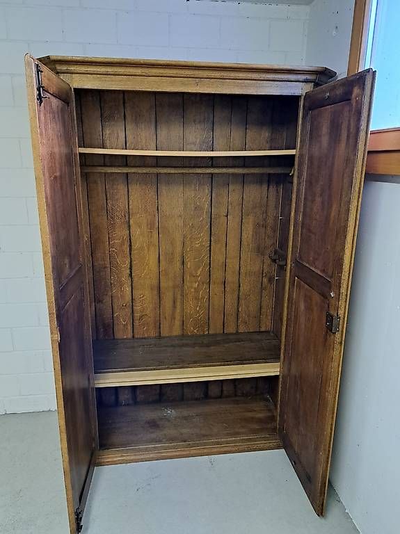Armadi: Antiker Schrank – Usato da Sarnen venduto da ramona488 1