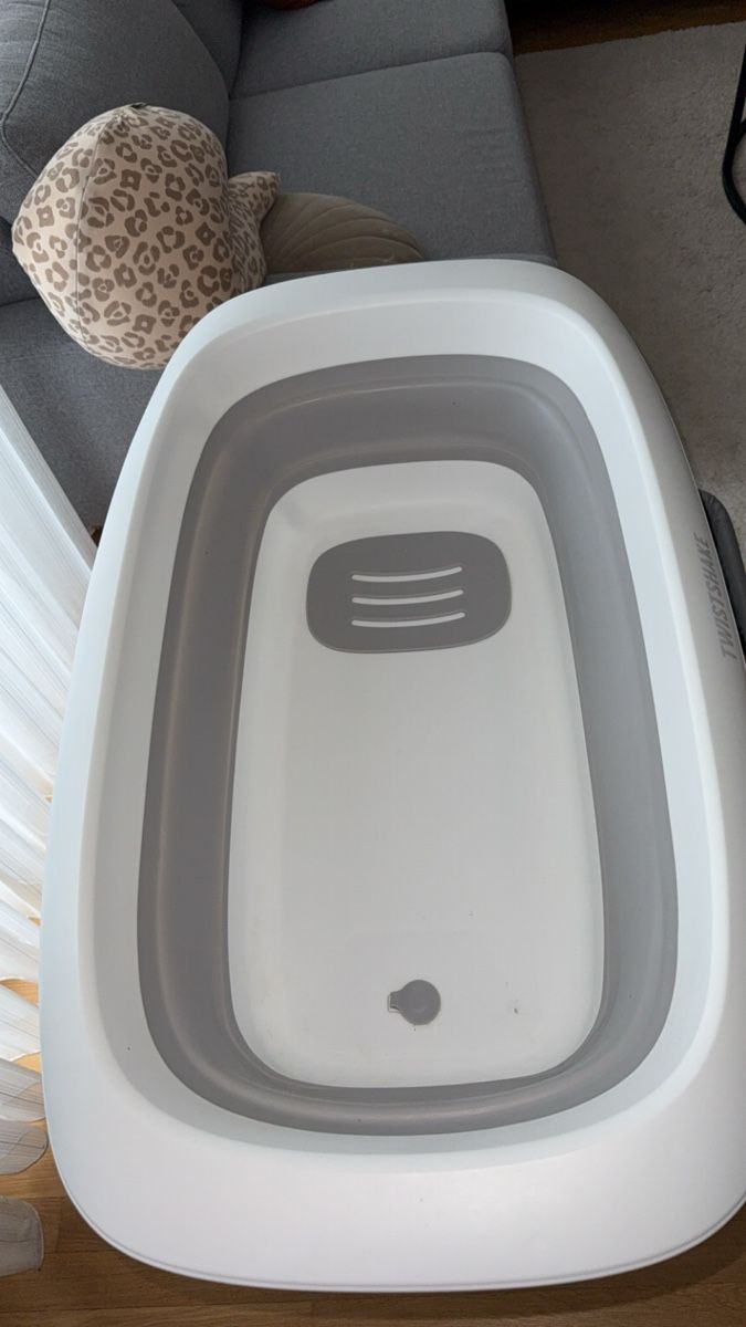 Baignoires: TWISTSHAKE Badewannen-Set mit Badeständer – D'occasion à Neuhausen par humacagman 3