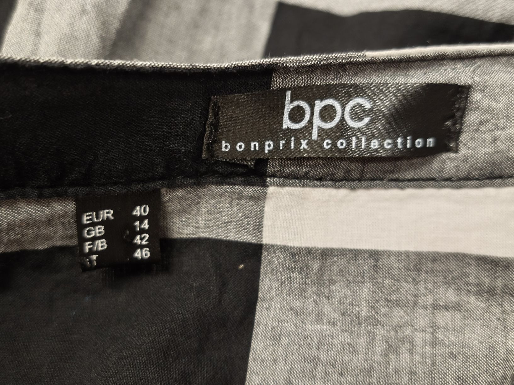 Blusen: bpc Karobluse mit Knopfleiste Grösse 40 neuwertig – Neu (gemäss Beschreibung) aus Emmetten von SecondhandSiska 3