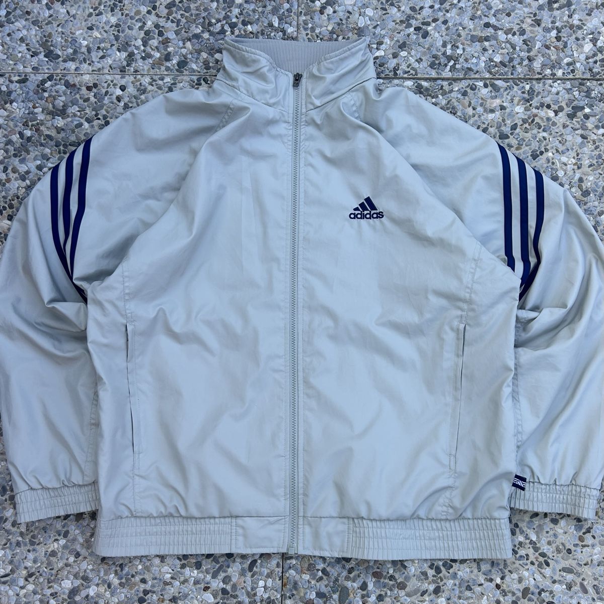 Adidas Giacche: Vintage Adidas beige track jacket  – Usato da brent venduto da fukusapes 2