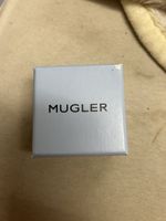 ring mugler