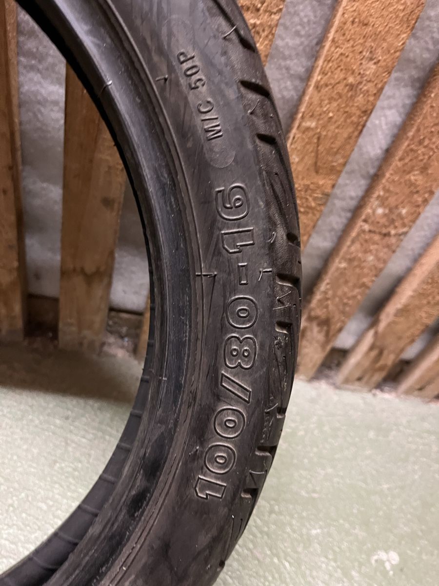 Michelin Pneumatici & Ruote complete: Motorrad Pneu – Usato da Biel/Bienne venduto da Ebabil 4