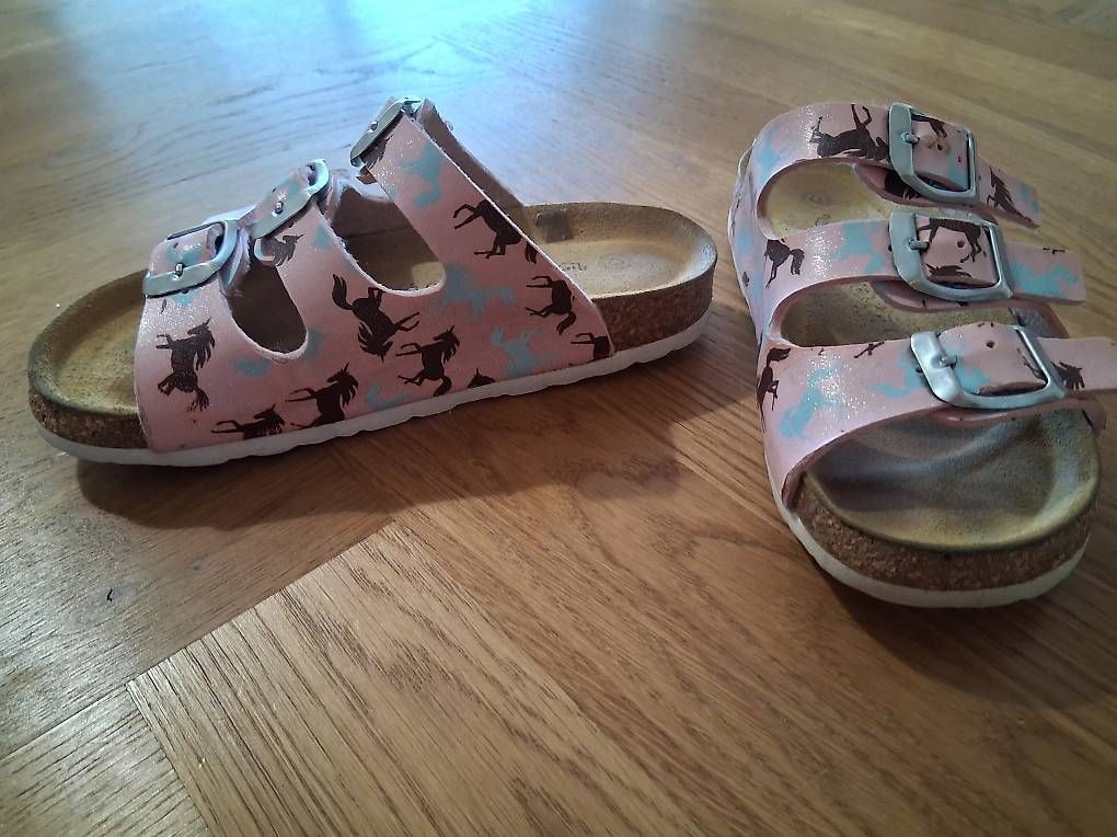 Schuhe für Mädchen: Hausschuh Mädchen Gr. 30 – Gebraucht aus basel von erican 1