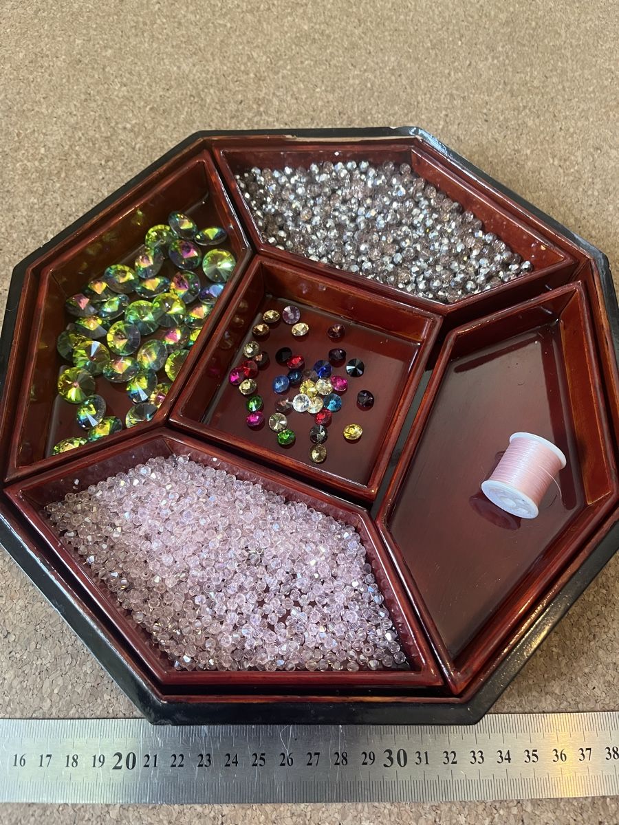 Kit bricolage: Perlenset Rosa Glasperlen Cabochons Mix Schmuck DIY – Usato da Zuchwil venduto da MLV92