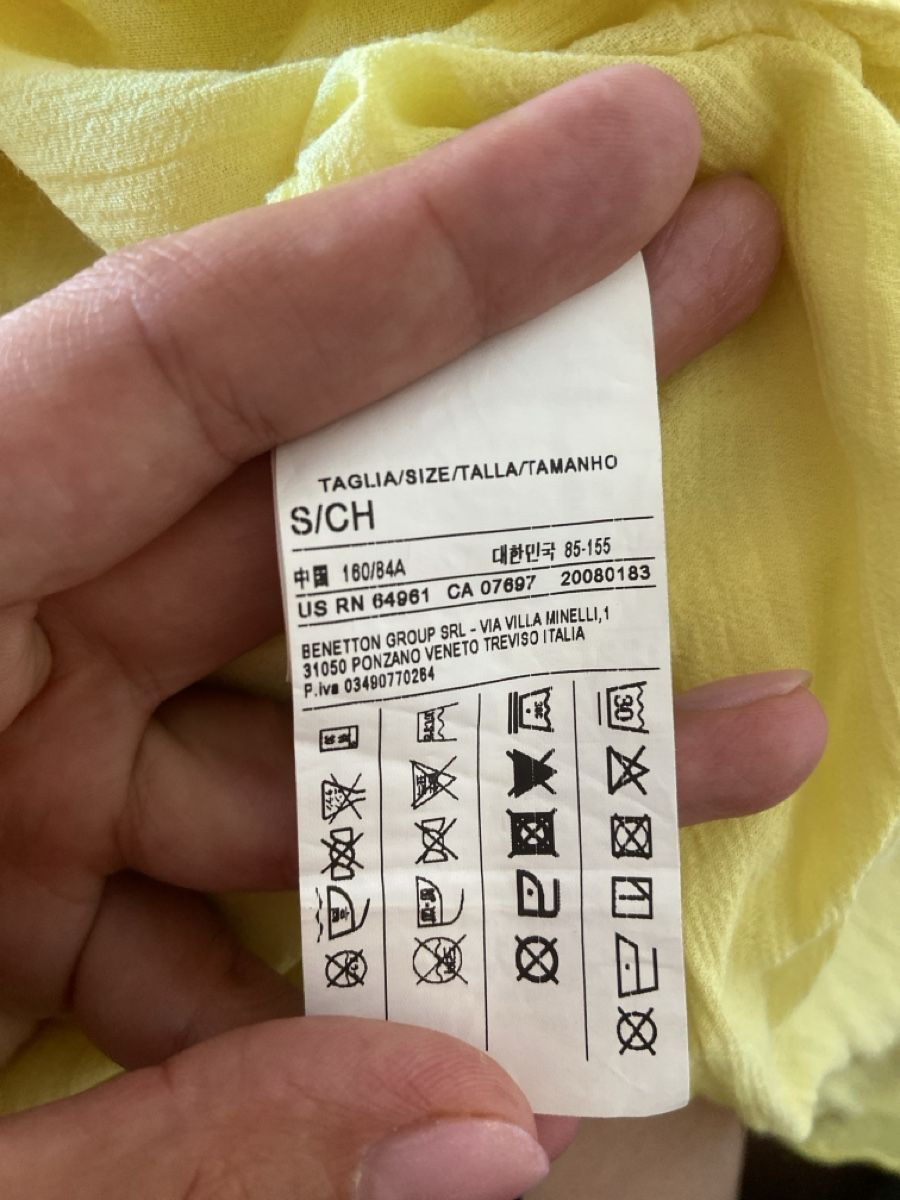 Benetton Camicette: Chemise jaune à manches longues taille S – Nuovo (secondo la descrizione) da Bouveret venduto da lescopinesdabords 1