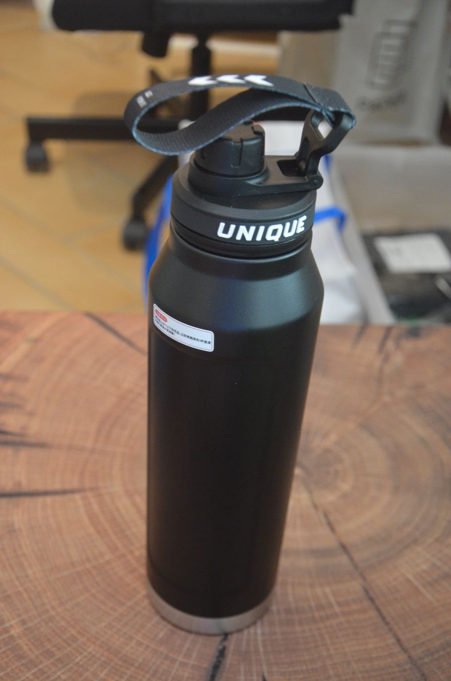 Trinkflaschen & Thermosflaschen: TRINKFLASCHE NEU – Neu und originalverpackt aus Chiasso von Dolly015