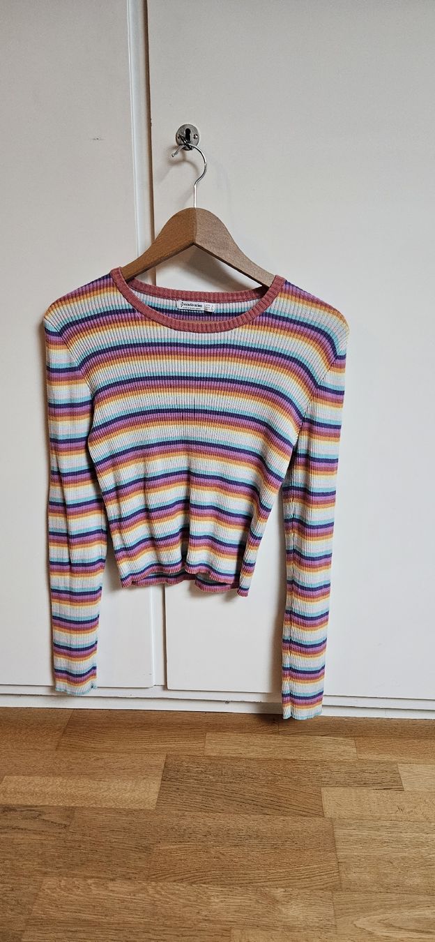 Stradivarius Pullover & Sweatshirts: Pullover Stradivarius gestreift – Gebraucht aus Rombach von ThriftBetter 1