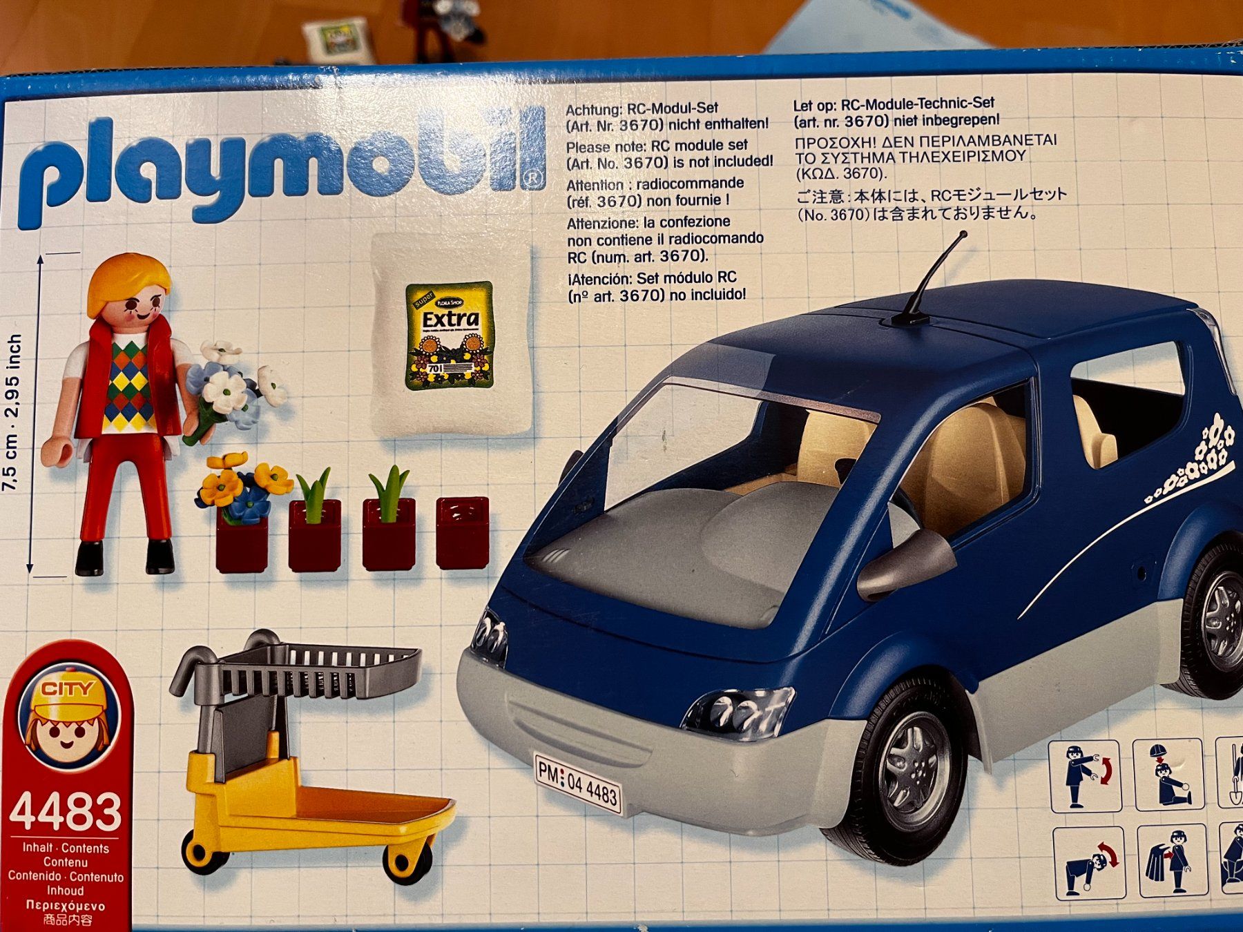 Playmobil Spielzeuge: Playmobil Auto und Gartenzubehör – Gebraucht aus Pfäffikon ZH von Cupcake2019 2