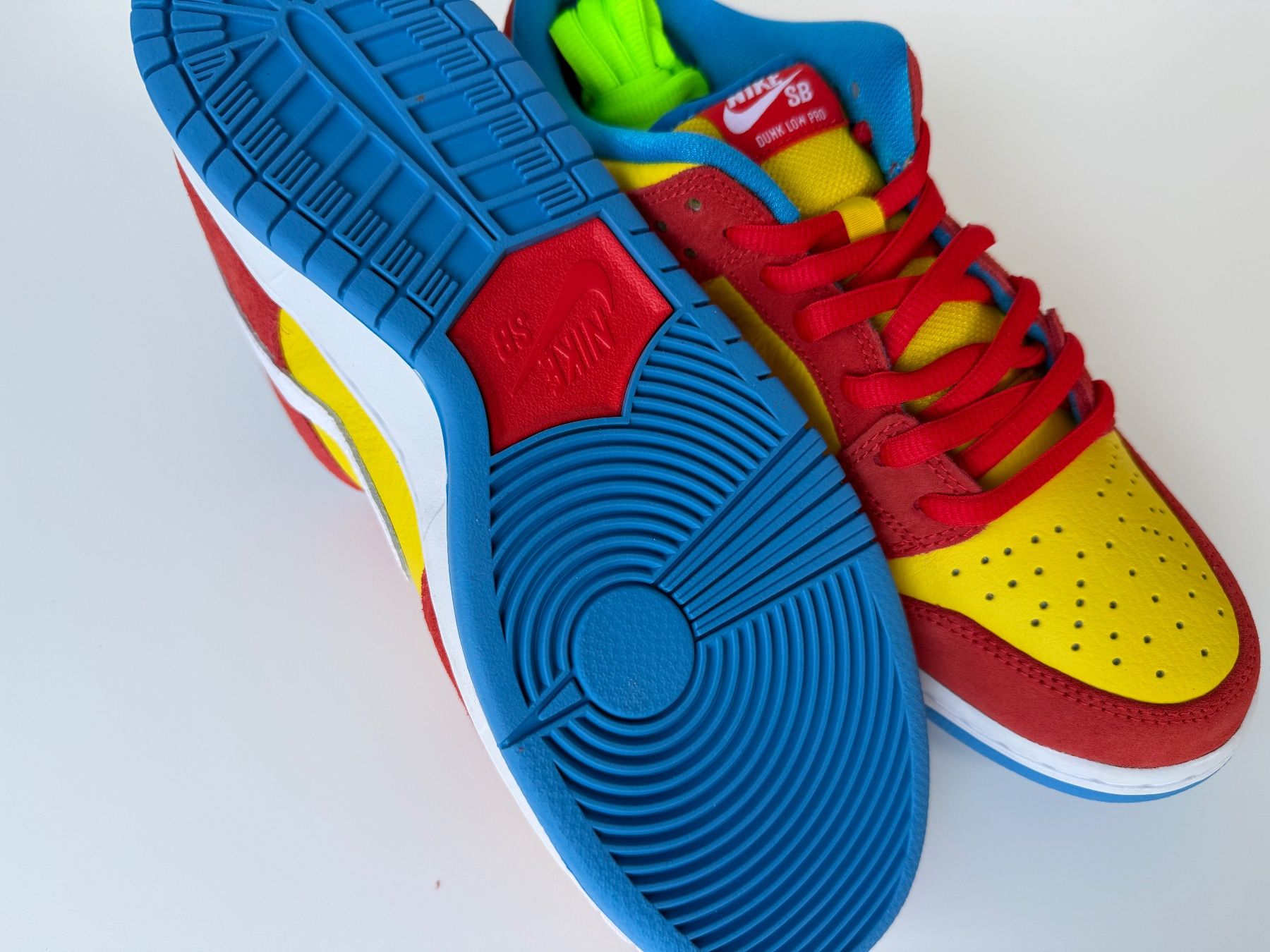 Nike Scarpe da uomo: Nike SB Dunk Low Pro Bart Simpson Sneakers Neu! – Nuovo (secondo la descrizione) da Luzern venduto da Cabriolet 7