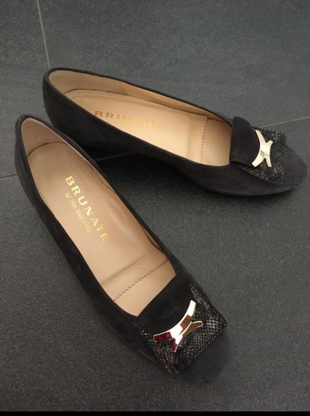 Brunate Scarpe da donna: Neu Brunate Pumps Gr. 37 – Nuovo (secondo la descrizione) da Crissier venduto da han_qn9v
