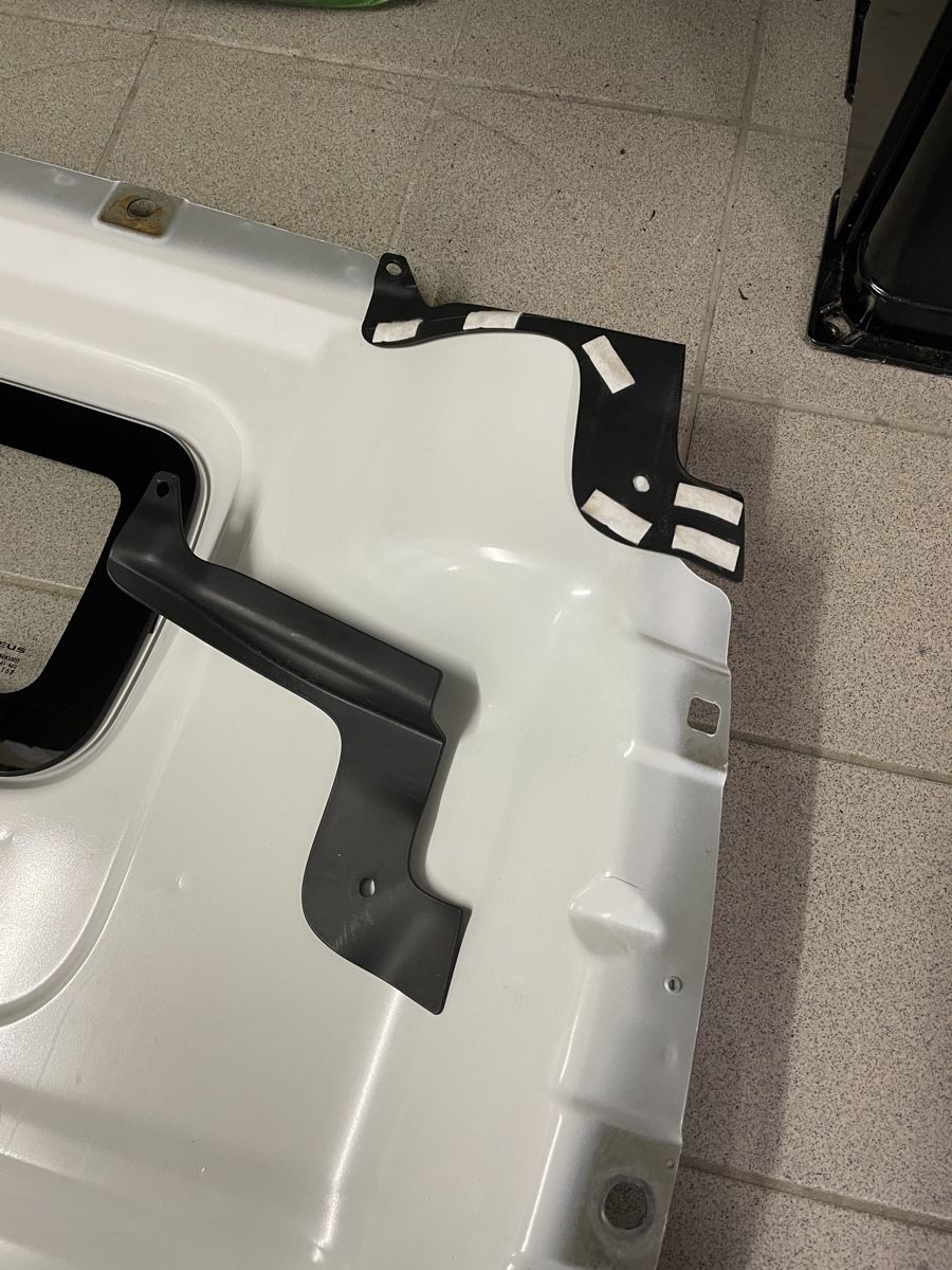 Renault Tutti i ricambio: Renault Trafic 3 Trennwand – Usato da Wald AR venduto da rub_8bw2 2