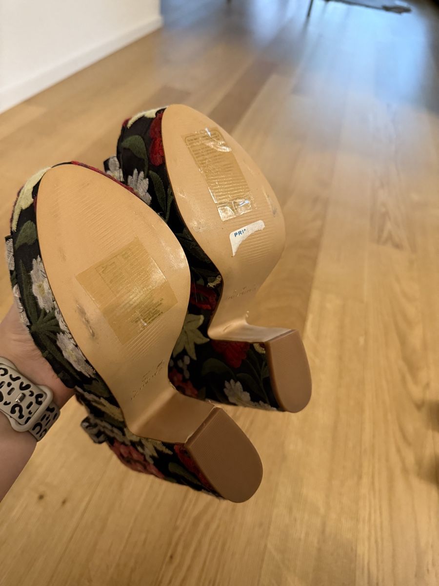 Primark Scarpe da donna: Bestickte High Heels mit Blumenmuster – Nuovo e nell'imballaggio originale da Döttingen venduto da SenKirman 5