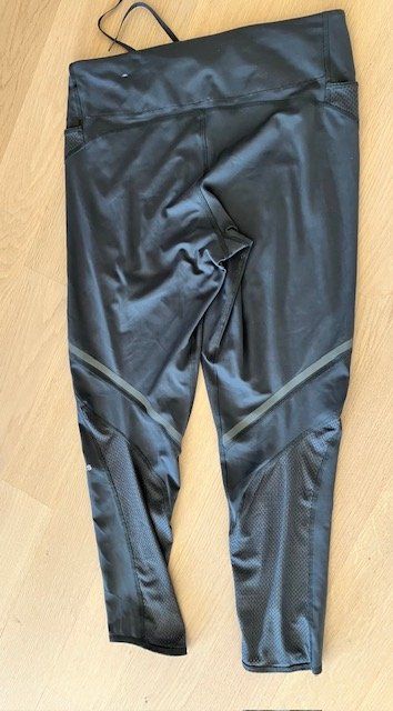 Adidas Leggings: adidas AEROREADY Leggins, M oder L, petrol – Usato da Brugg AG venduto da Hellviolett 1