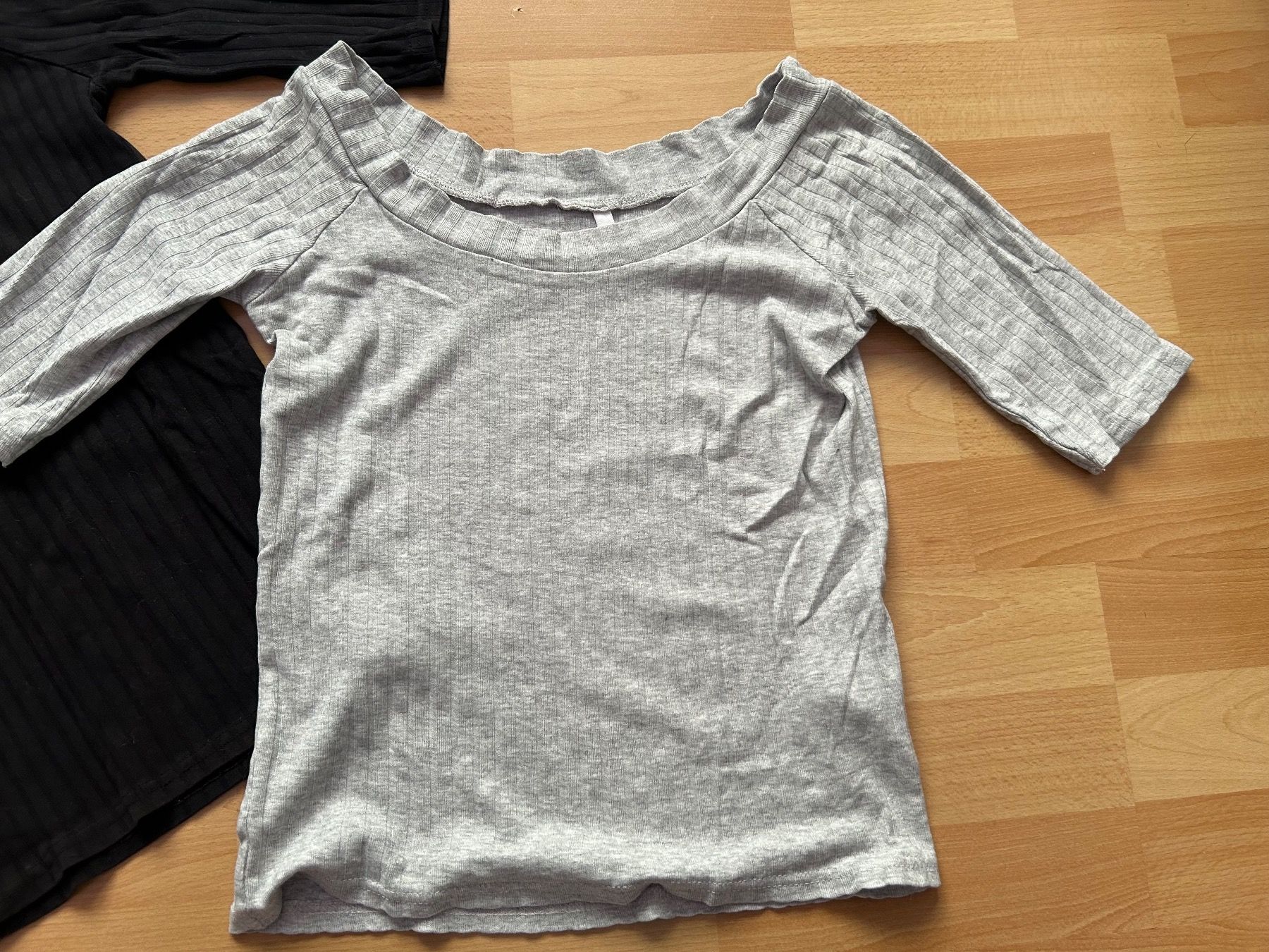 T-shirt: Oberteile Gr. XS, Halbarm – Usato da Hallwil venduto da Zoeizy 1