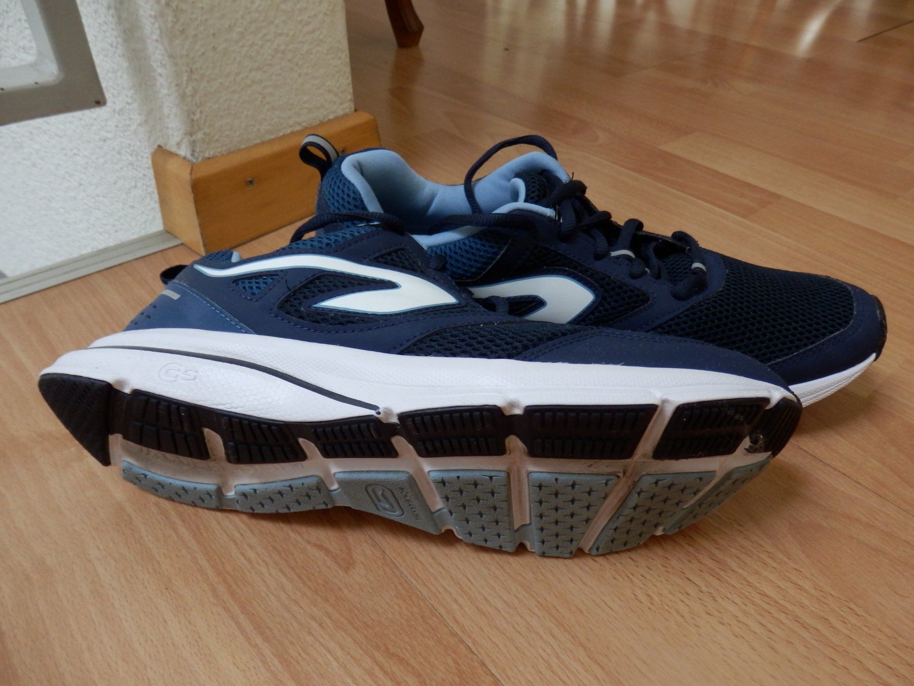 Scarpe da uomo: Sneaker - KALENJI....Grösse 44 – Usato da Emmenbrücke venduto da Schubi1 2