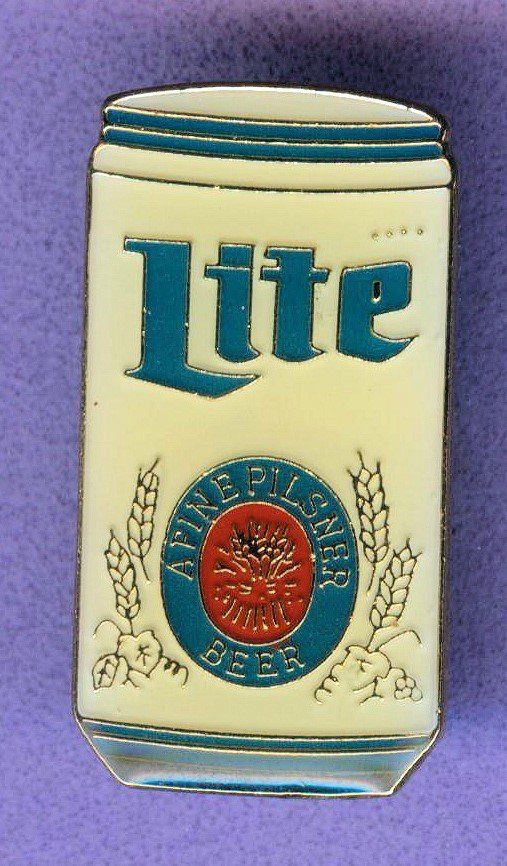 Plaketten & Abzeichen: AFINE PILSNER  BEER – Gebraucht aus Winterthur von Sammleroase