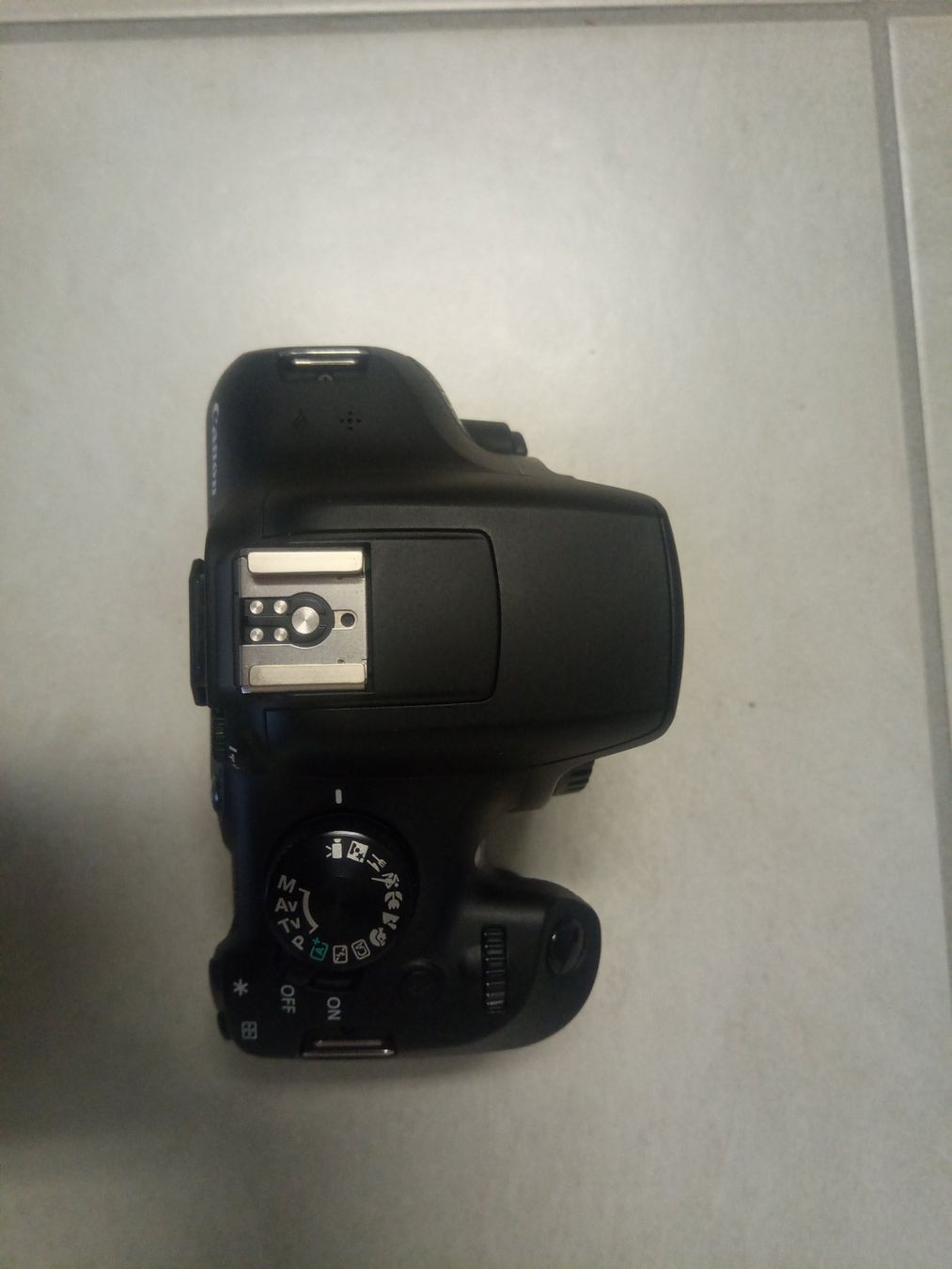 Canon Fotocamera: Canon EOS 1300D – Usato da Villars-sur-Glâne venduto da Piftoo2nd 2