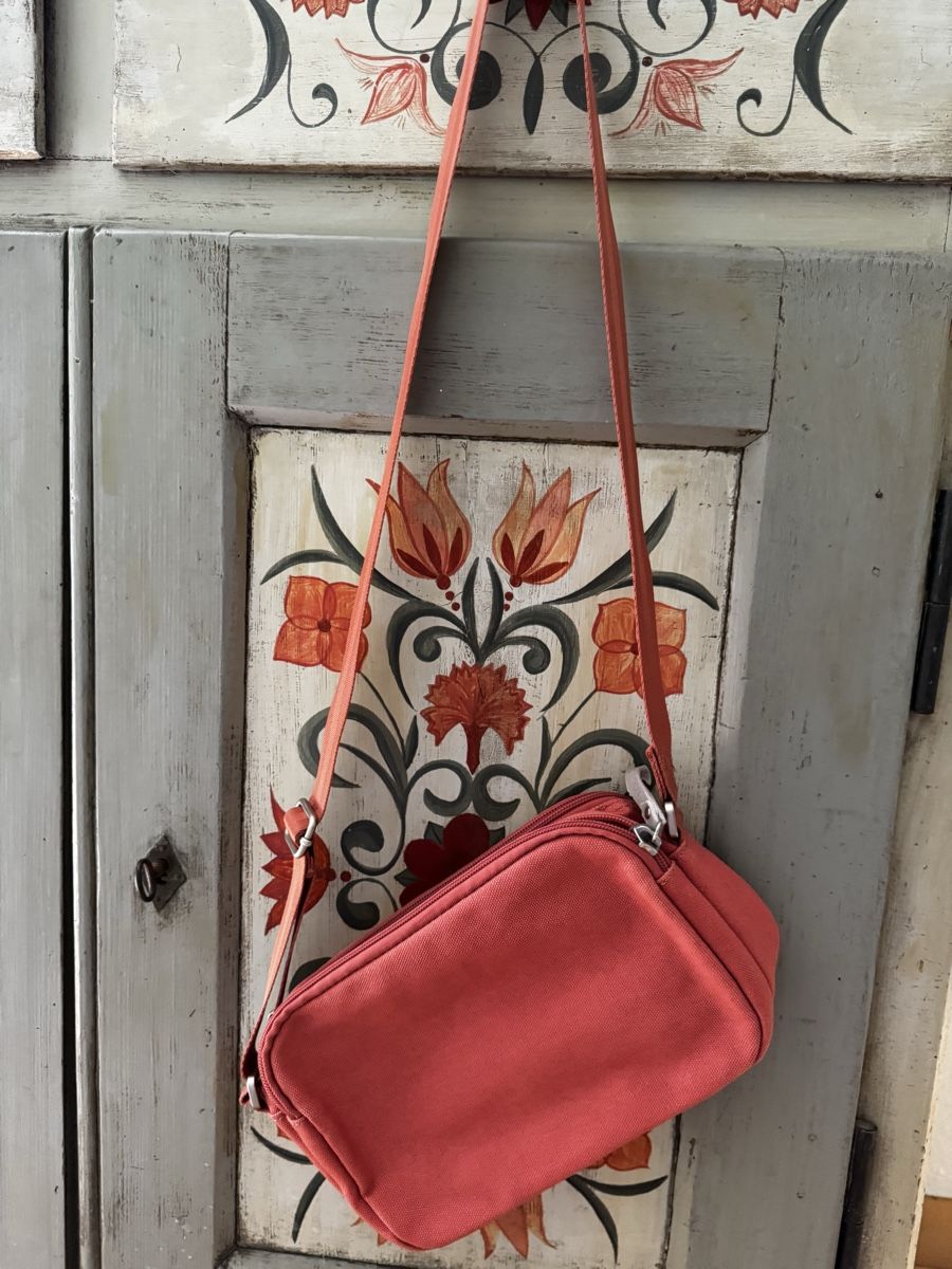 Qwstion Borse: Tasche von Qwstion – Nuovo (secondo la descrizione) da Uster venduto da twinkle03