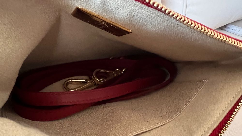 Umhängetasche Maison Mollerus, seltenes Rot, nie gebraucht! (Neu