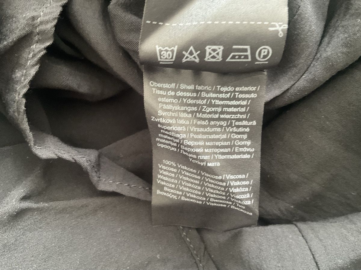 Vestiti: Commas Kleid, Grösse 36, schwarz mit Muster, neuwertig – Nuovo (secondo la descrizione) da Adliswil venduto da stikovo 3