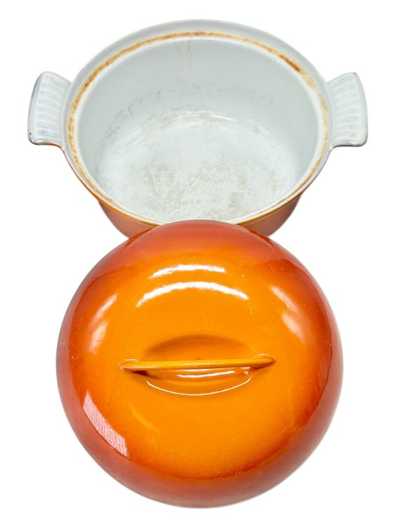 Cocotte vintage orange en faïence