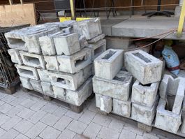 Beton-Mauersteine 